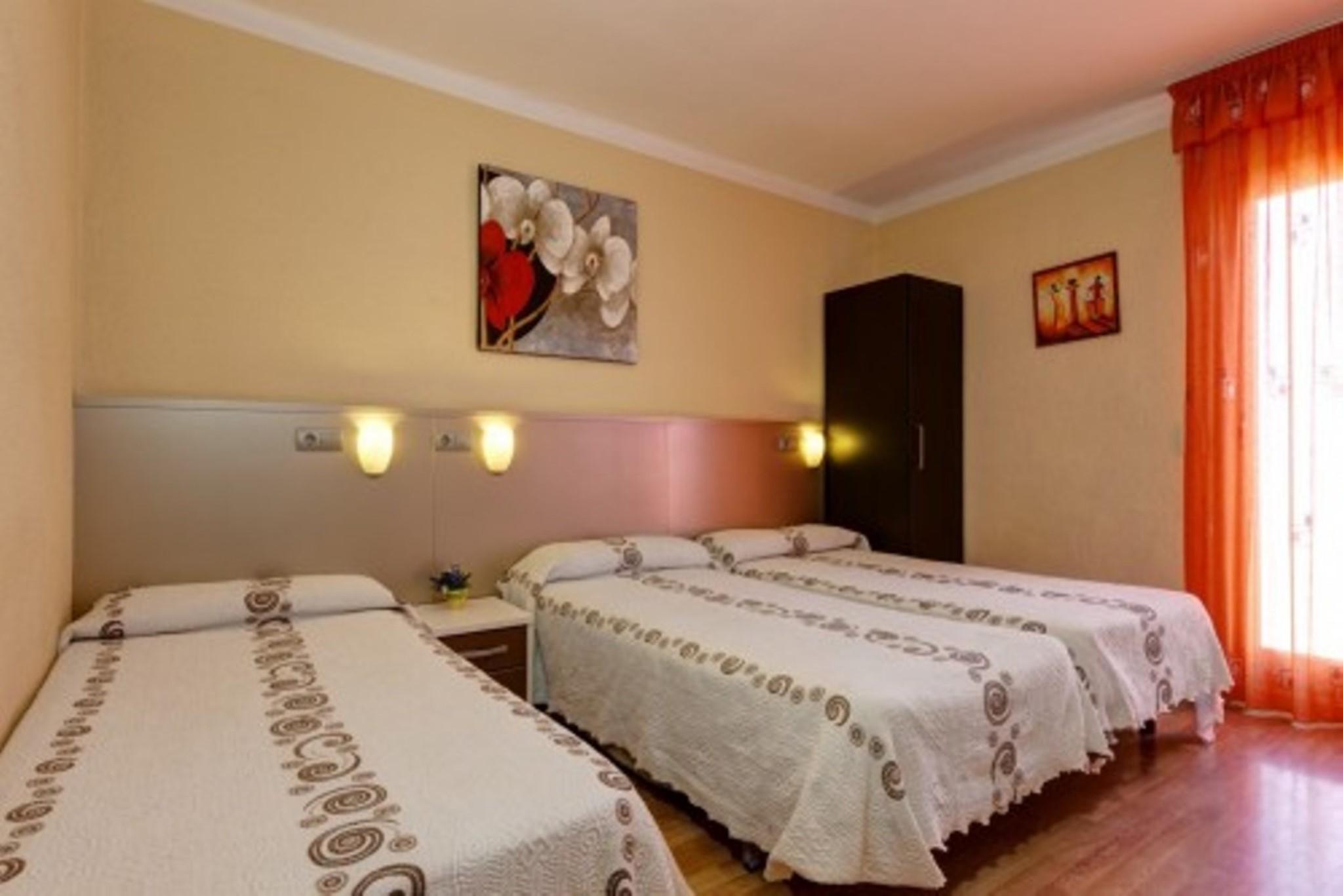 Hostal Barcelona Exterior photo